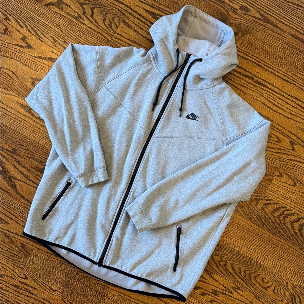 Nike Full-Zip Jacket - Grey
